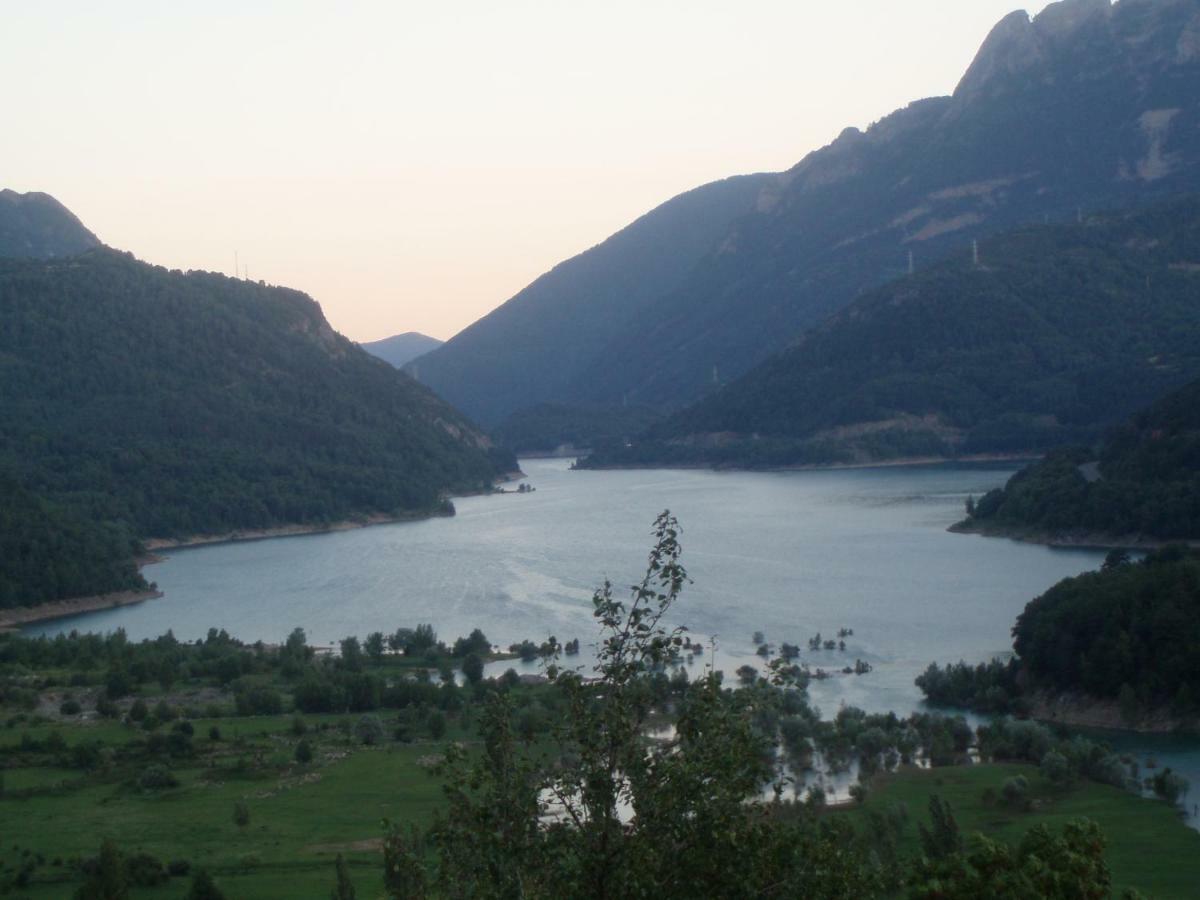 Vistas Espectaculares, Wifi Y Parking Leilighet El Pueyo de Jaca Eksteriør bilde